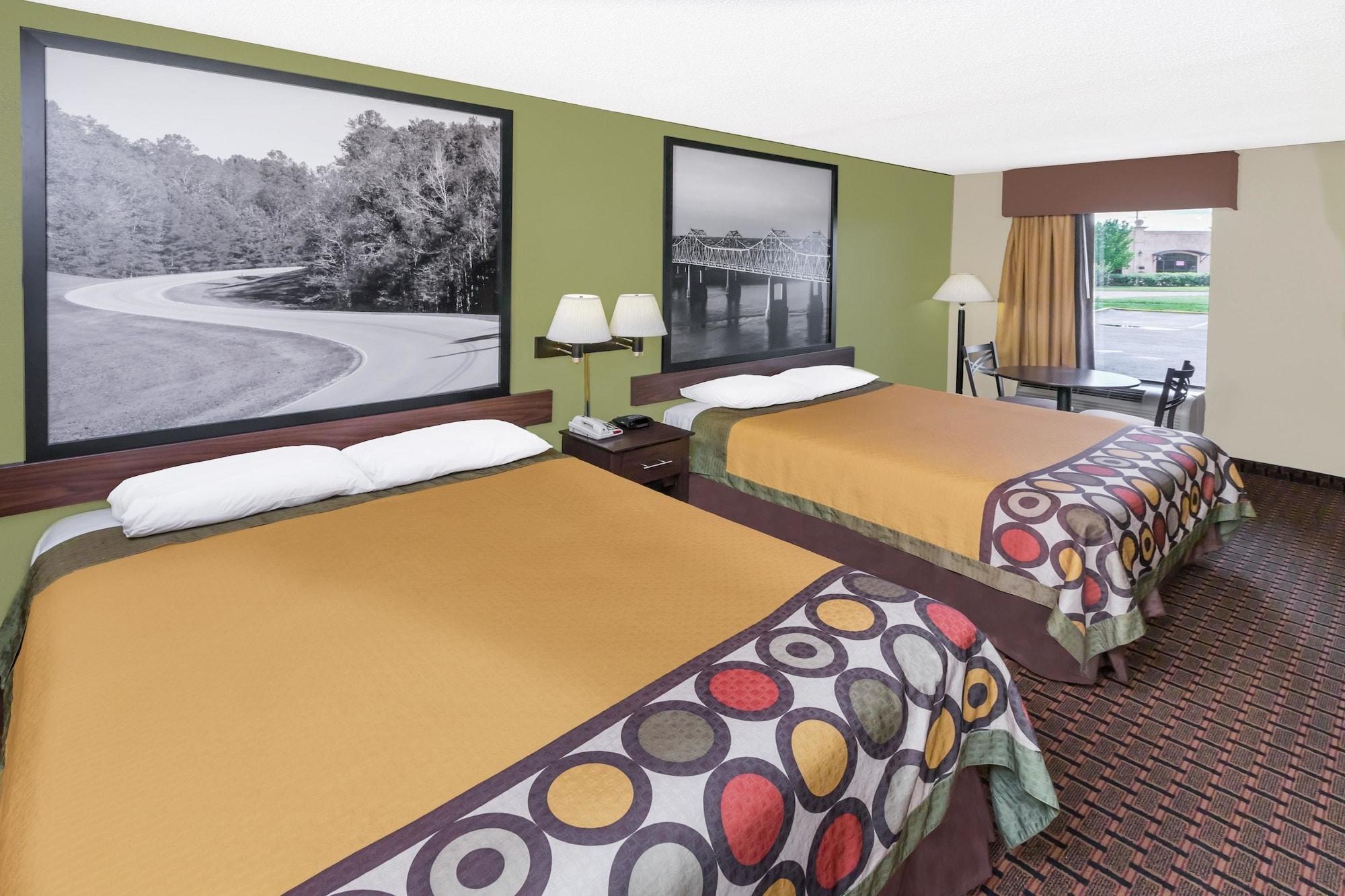 Super 8 By Wyndham Madison/Ridgeland Area Hotel Exterior photo